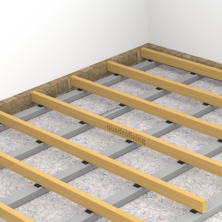 Grinzi din lemn care formează substructura terasei